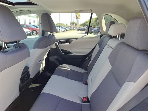 Used 2025 Toyota RAV4 XLE image 6