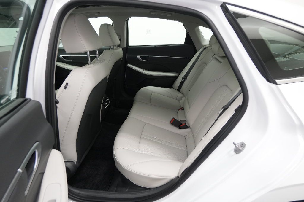 Used 2025 Hyundai Sonata Limited FWD image 20
