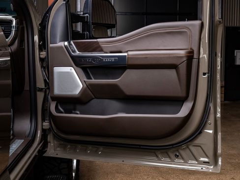 Used 2026 Ford F250 King Ranch w/ Chrome Package image 36