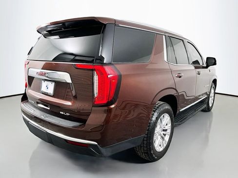 Used 2022 GMC Yukon SLT w/ SLT Premium Package image 5