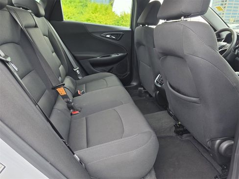 Used 2024 Chevrolet Malibu LT image 23