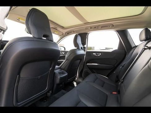 Used 2024 Volvo XC60 B5 Plus AWD/4WD image 14