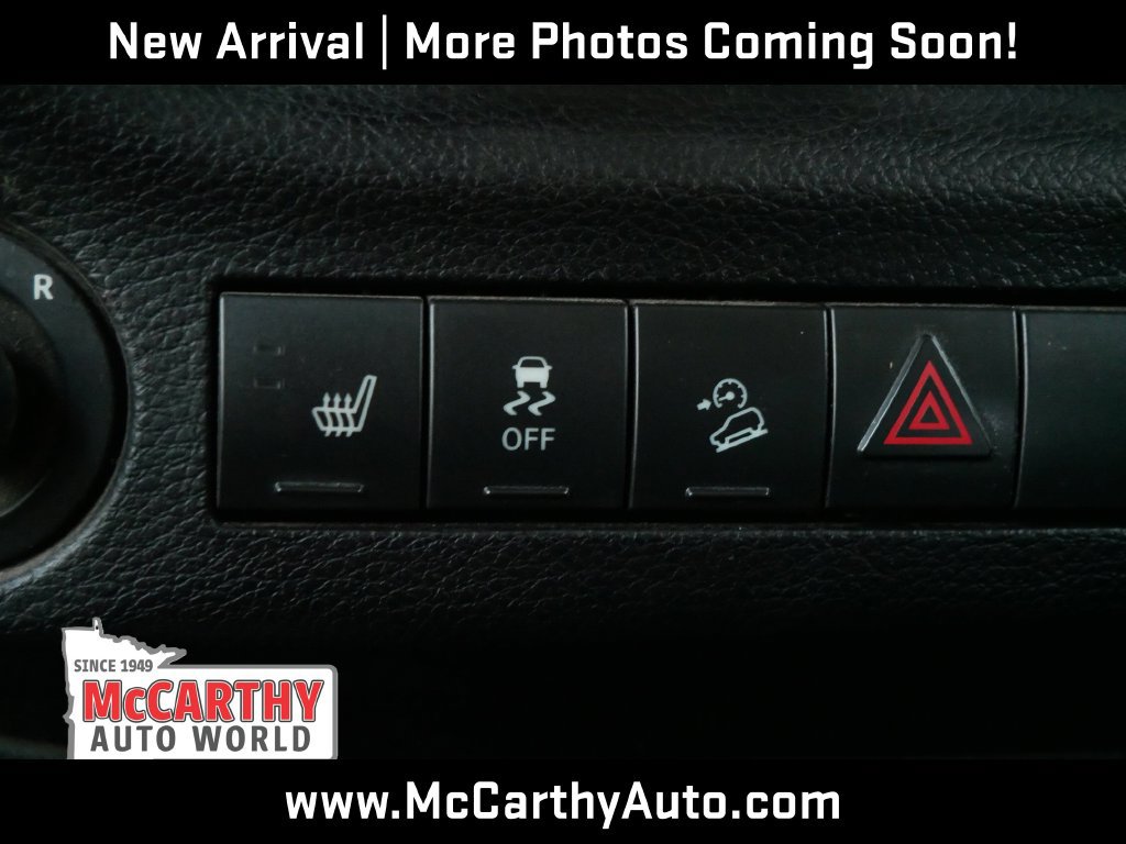 Used 2011 Jeep Wrangler Unlimited Sahara w/ Trailer Tow Group AWD/4WD image 20