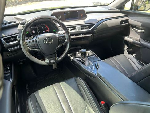 Used 2021 Lexus UX 250h F Sport AWD/4WD image 12