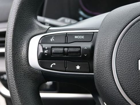 Used 2024 Kia Sportage LX image 30