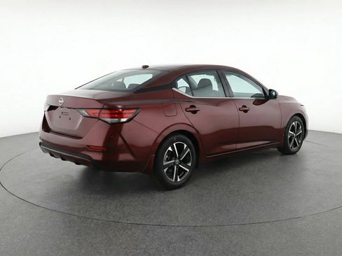Used 2025 Nissan Sentra SV image 9