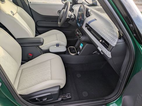 New 2026 MINI Cooper 4-Door Hardtop FWD image 24