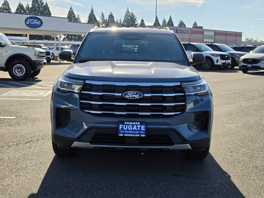 New 2027 Ford Explorer Active AWD/4WD image 3