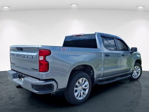 Used 2023 Chevrolet Silverado 1500 Custom w/ LPO, Dark Essentials Package AWD/4WD image 10