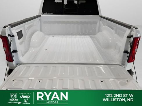 New 2026 RAM 1500 Big Horn AWD/4WD image 16