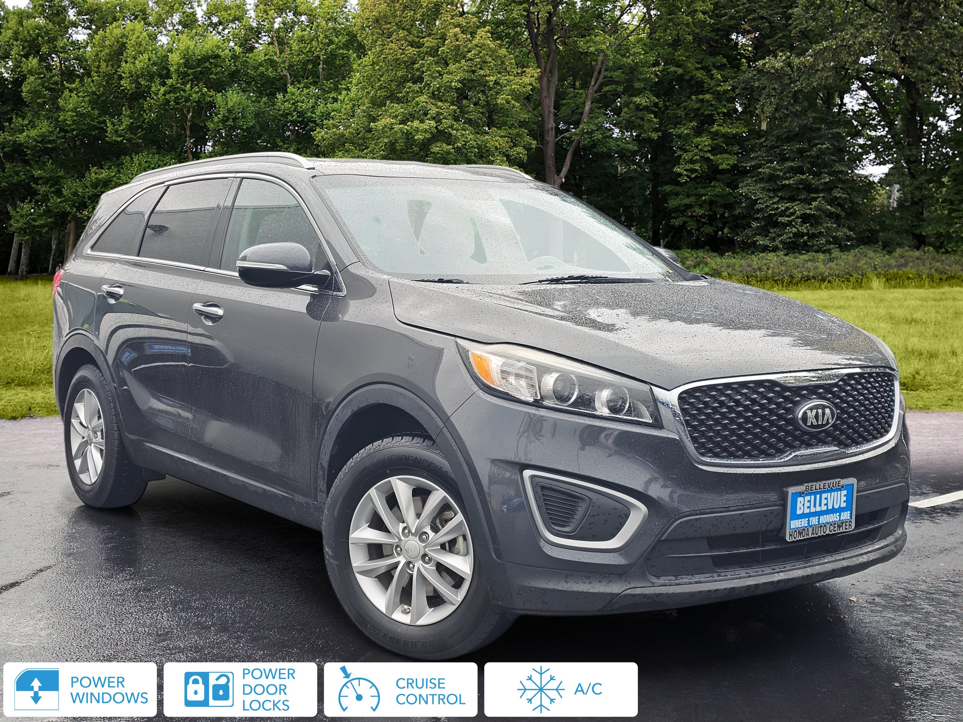 Used 2017 Kia Sorento FWD image 1