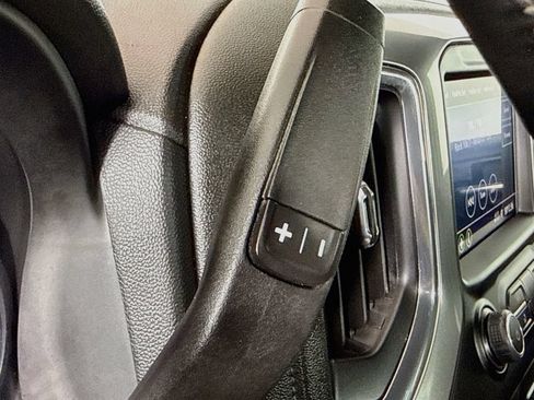 Used 2023 Chevrolet Silverado 2500 LT AWD/4WD image 16