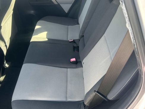 Used 2013 Toyota RAV4 XLE image 12
