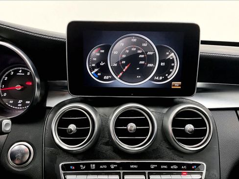 Used 2017 Mercedes-Benz C 300 Sedan image 34