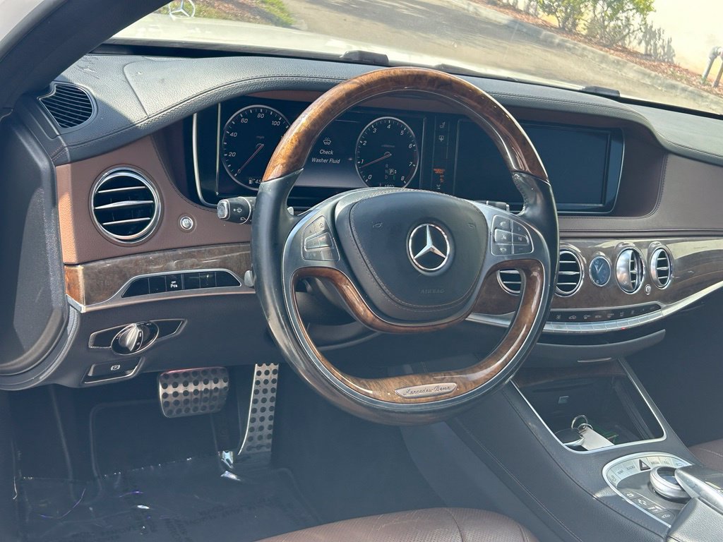 Used 2015 Mercedes-Benz S 550 Sedan image 28