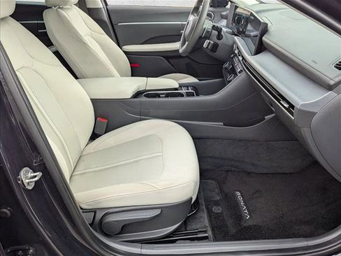 Certified 2025 Hyundai Sonata SEL image 19