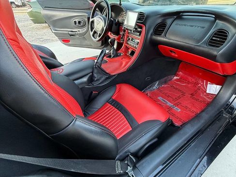 Used 2002 Chevrolet Corvette Z06 image 14