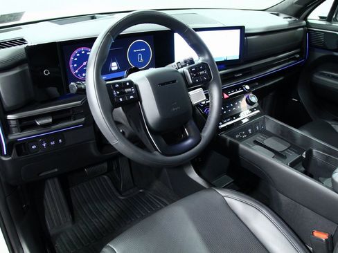 Used 2024 Hyundai Santa Fe Calligraphy image 5