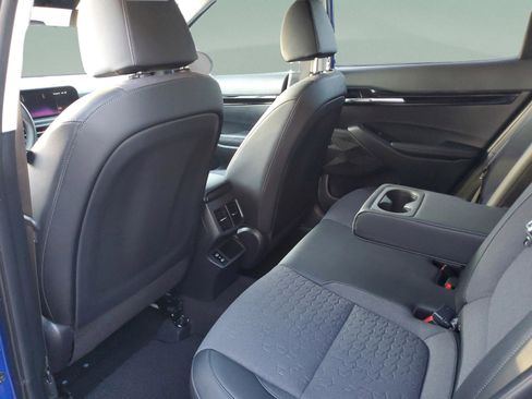 Certified 2024 Kia Seltos S image 9