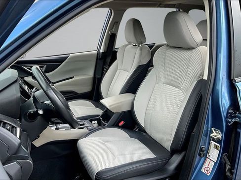 Used 2020 Subaru Forester Premium AWD/4WD image 18
