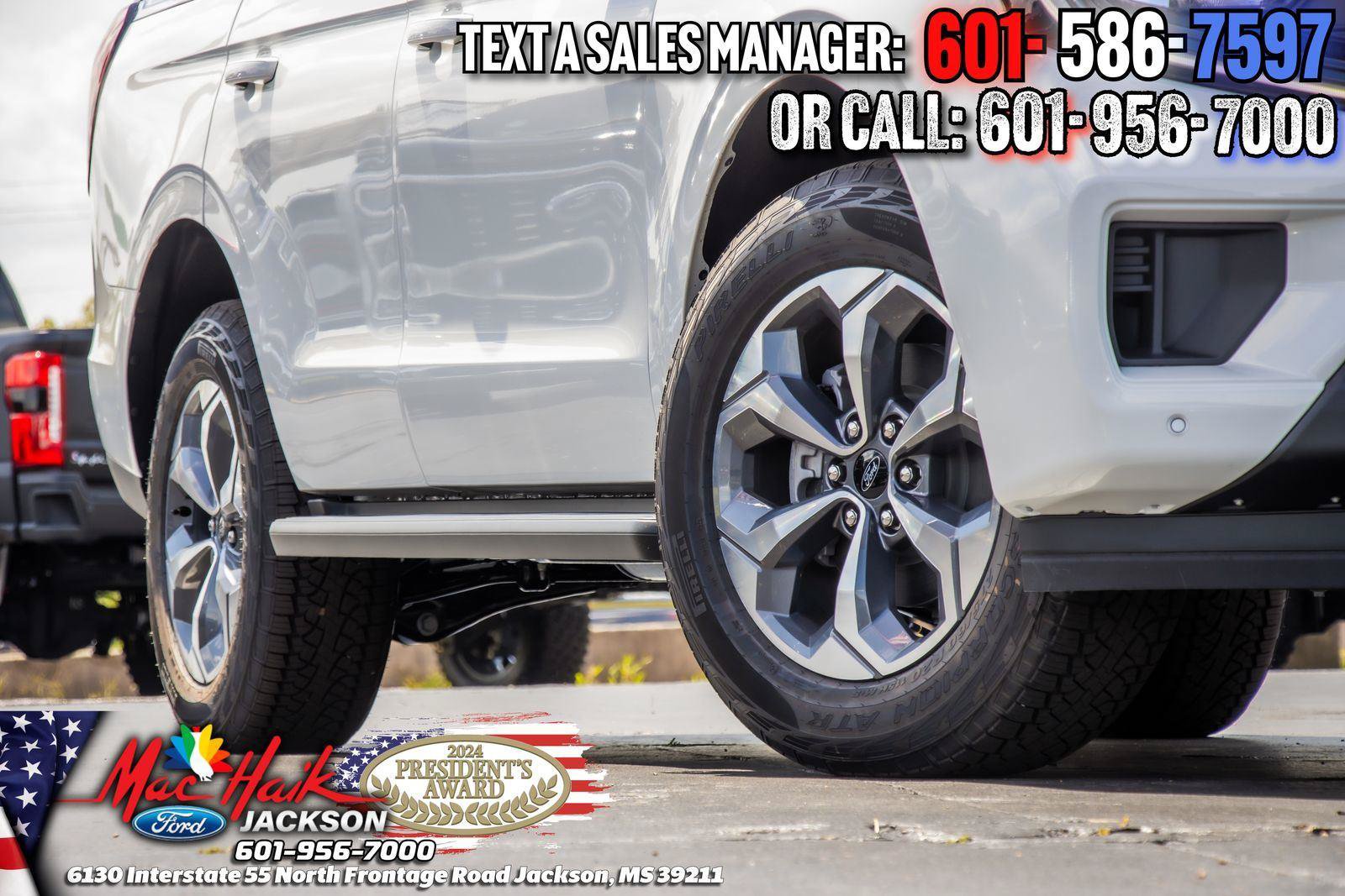 Used 2027 Ford Expedition Active AWD/4WD image 3