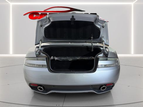 Used 2014 Aston Martin DB9 Volante RWD image 31