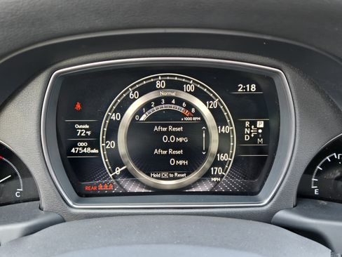 Used 2021 Lexus LS 500 w/ Accessory Package (Z2) image 21