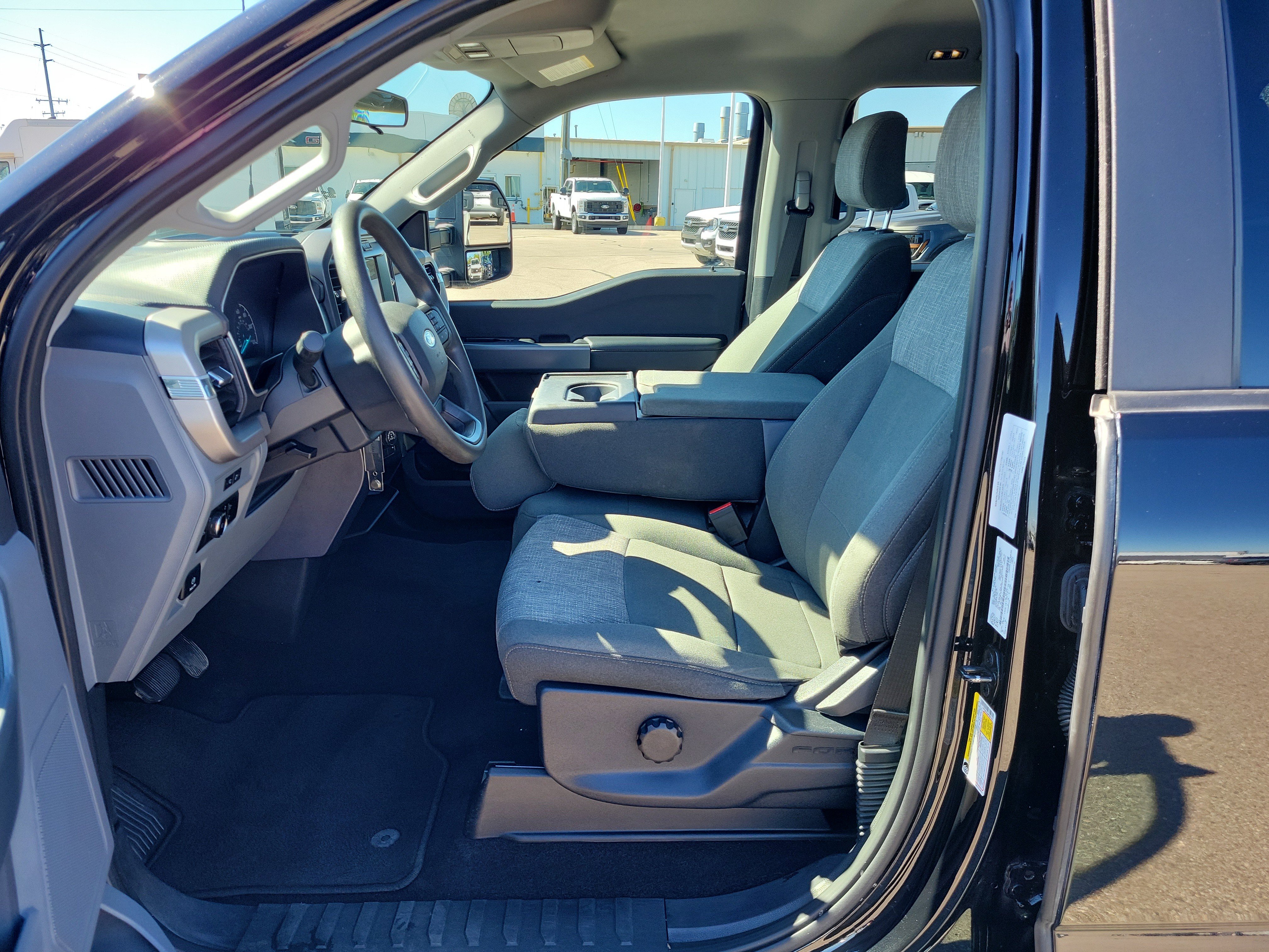 Used 2023 Ford F150 XLT w/ XTR Package AWD/4WD image 15