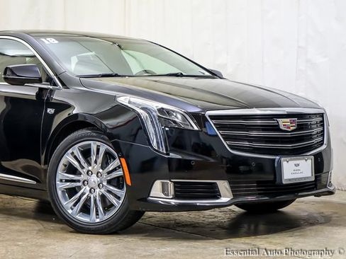 Certified 2018 Cadillac XTS Luxury FWD image 6