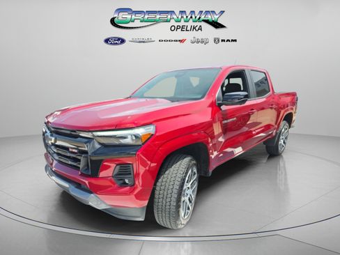 Used 2023 Chevrolet Colorado Z71 w/ Z71 Convenience Package 2 AWD/4WD image 12