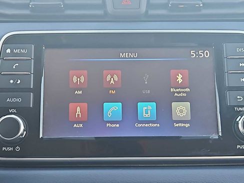 Used 2023 Nissan Versa SV image 19