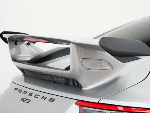 Used 2018 Porsche 911 GT3 RWD image 41