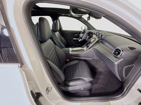 Used 2023 Mercedes-Benz GLC 300 image 20