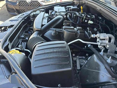 Used 2025 Dodge Durango GT RWD image 37