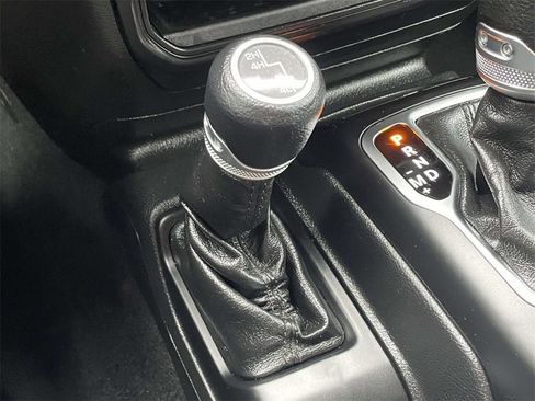 Used 2021 Jeep Wrangler Unlimited Sport image 28