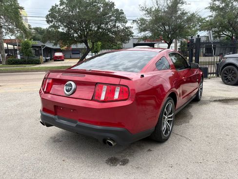Used 2012 Ford Mustang GT Premium w/ HID Headlamps & Security Pkg RWD image 4