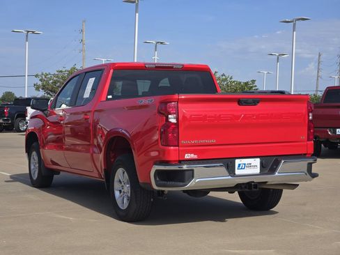 Used 2025 Chevrolet Silverado 1500 LT AWD/4WD image 5