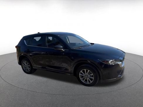 Used 2025 MAZDA CX-5 AWD 2.5 S w/ Select Package image 2