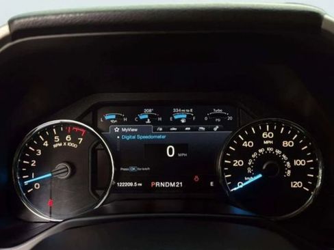 Used 2015 Ford F150 Lariat w/ Equipment Group 501A Mid AWD/4WD image 13