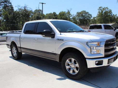 Used 2015 Ford F150 XLT w/ Equipment Group 301A Mid RWD image 8