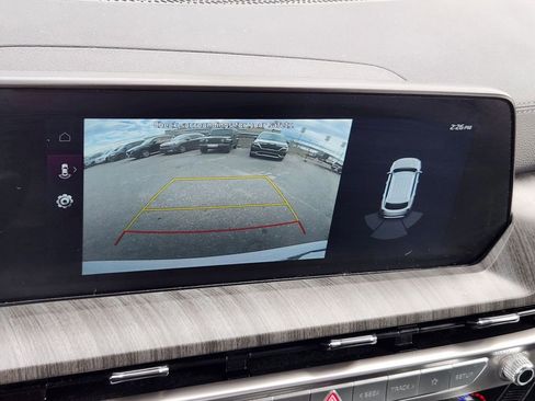 Used 2025 Kia Telluride EX w/ EX Captain's Chair Package image 29