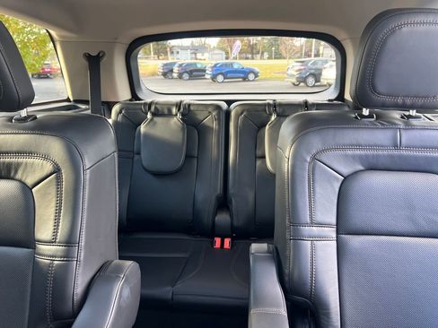 Used 2022 Lincoln Aviator Grand Touring image 38