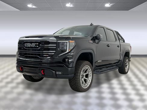 Used 2024 GMC Sierra 1500 AT4 w/ Technology Package AWD/4WD image 1