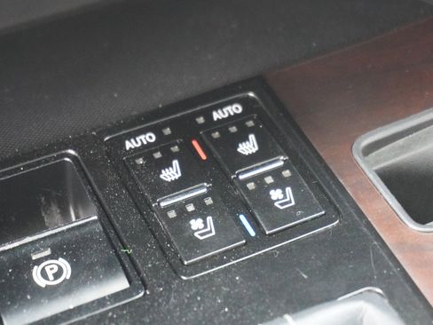 Used 2020 Lexus RX 350 AWD w/ Premium Package image 26