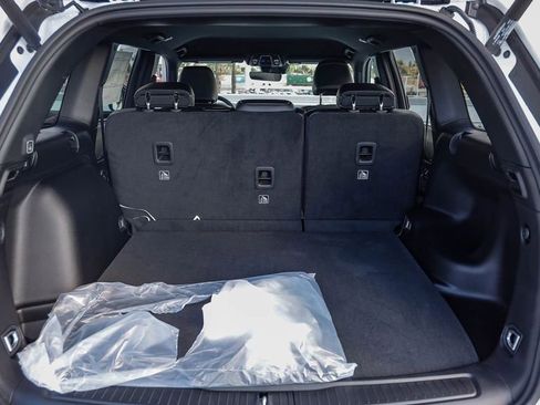 New 2025 Jeep Grand Cherokee Altitude image 27