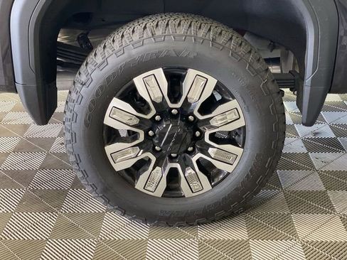 Used 2025 GMC Sierra 2500 Denali w/ Denali Reserve Package AWD/4WD image 18