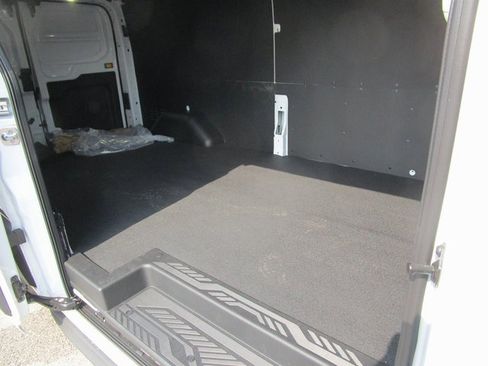 Used 2025 Ford E-Transit Low Roof w/ Load Area Protection Package image 9