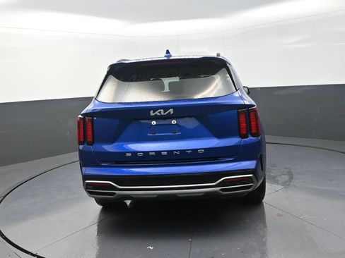 Used 2022 Kia Sorento S w/ Panoramic Sunroof Package image 7