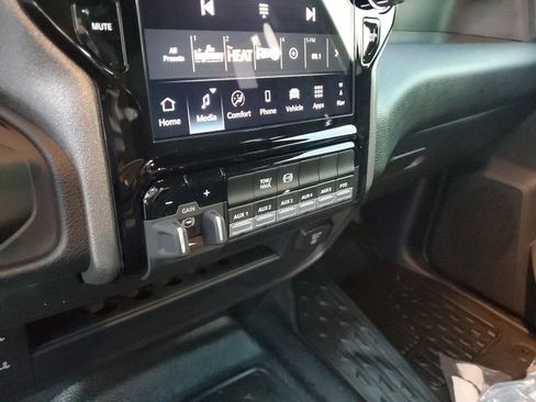 New 2025 RAM 4500 Tradesman AWD/4WD image 16