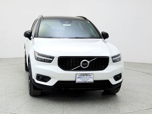 Used 2021 Volvo XC40 T5 R-Design w/ Protection Package Premier image 2